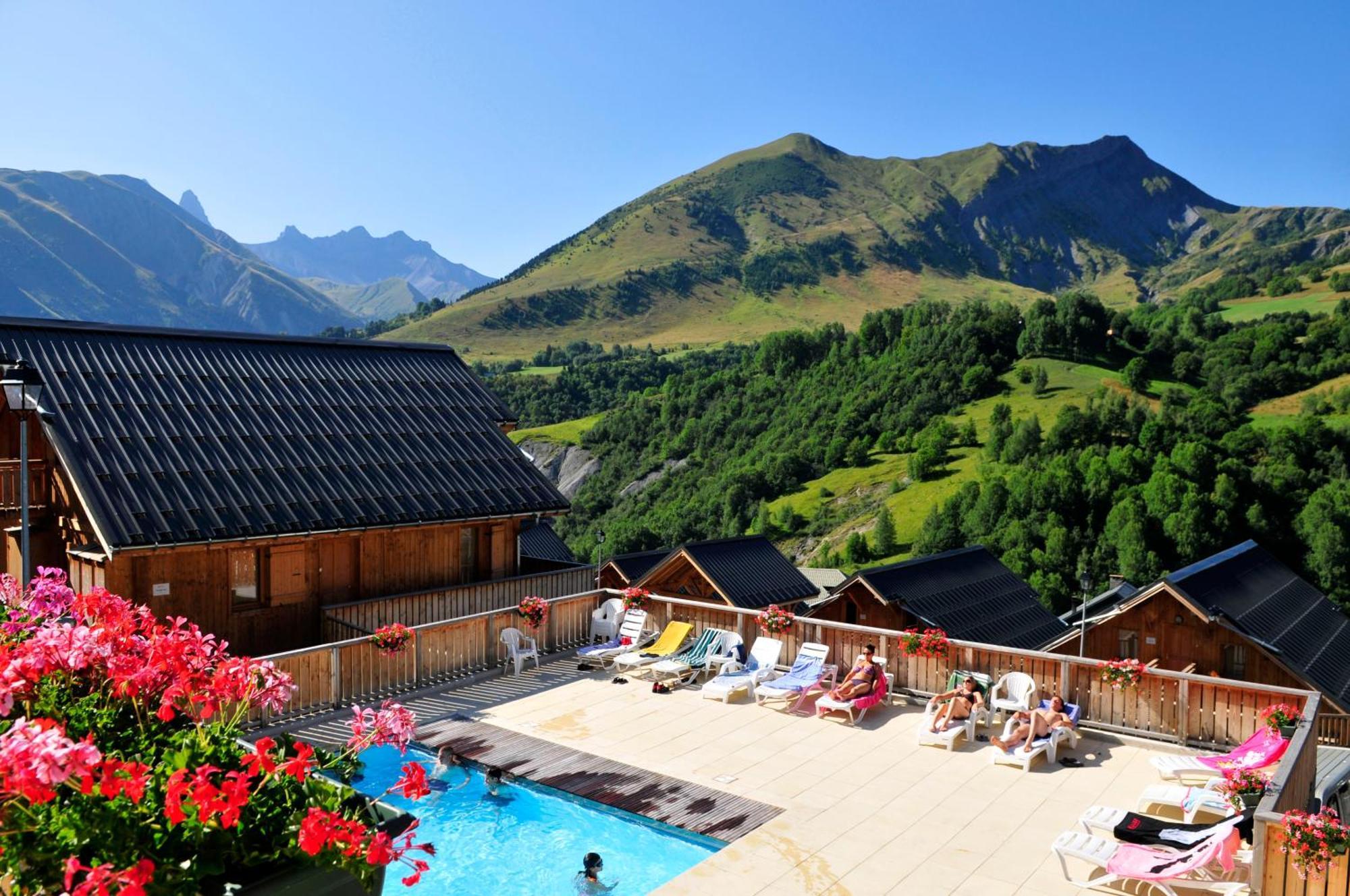 Residence Goelia Les Chalets Des Ecourts Saint-Jean-d'Arves Exterior foto