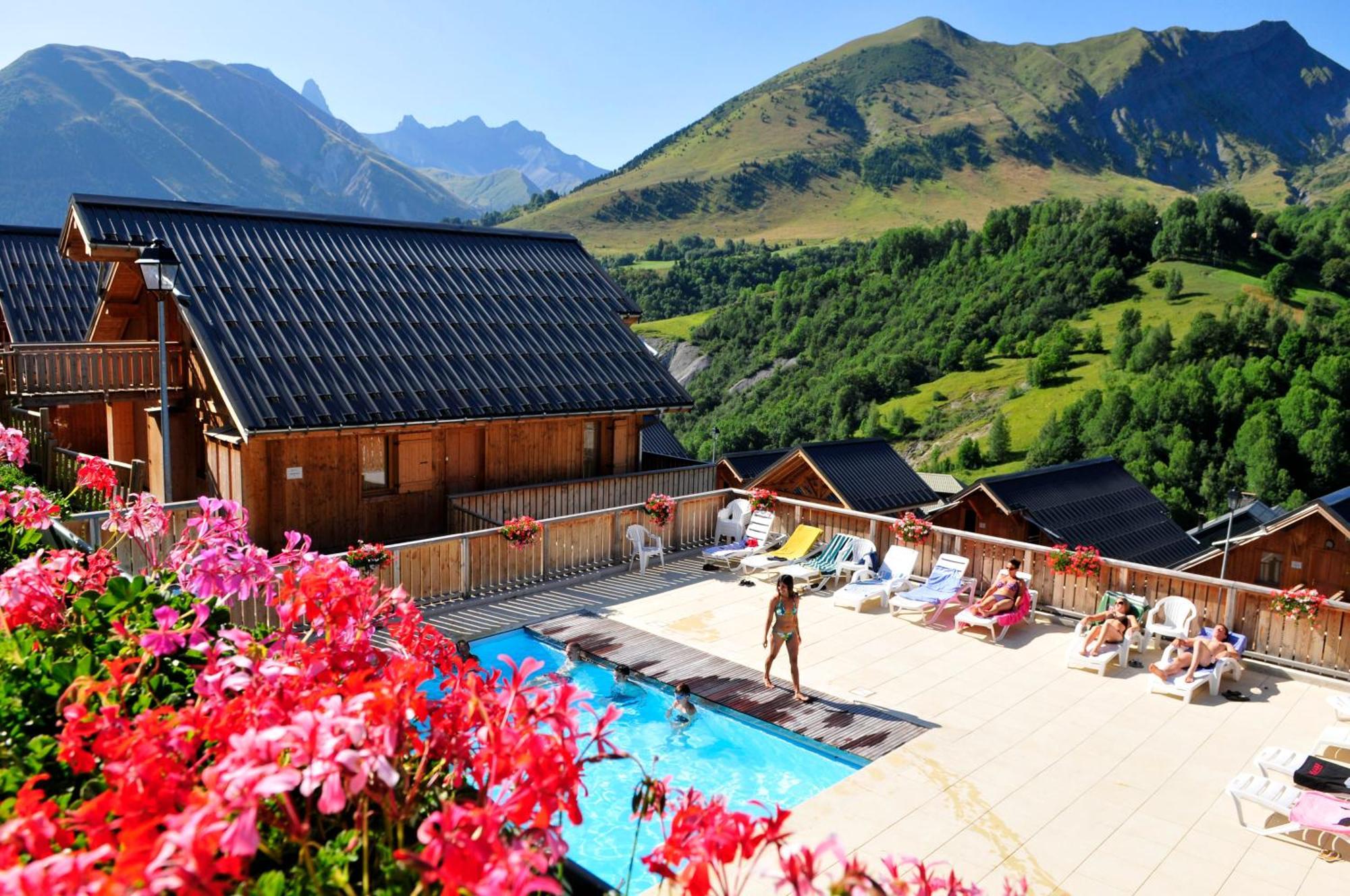 Residence Goelia Les Chalets Des Ecourts Saint-Jean-d'Arves Exterior foto