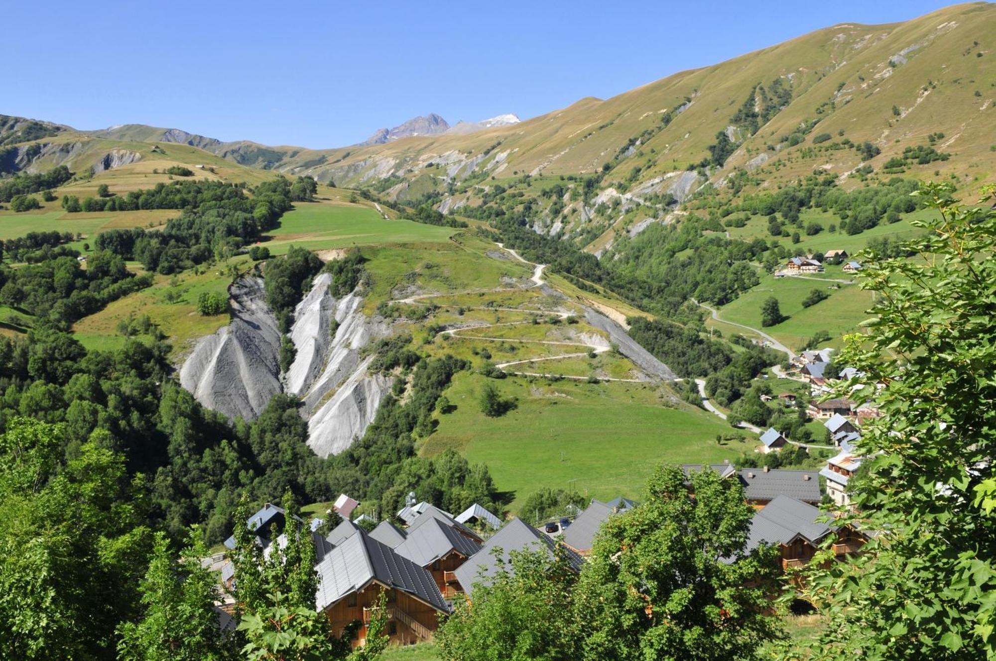 Residence Goelia Les Chalets Des Ecourts Saint-Jean-d'Arves Exterior foto